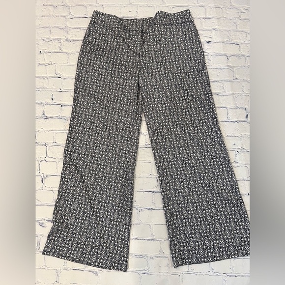 Ann Taylor Trousers silky palazzo Pant Navy Geometric Flowy size 10 - Picture 1 of 5